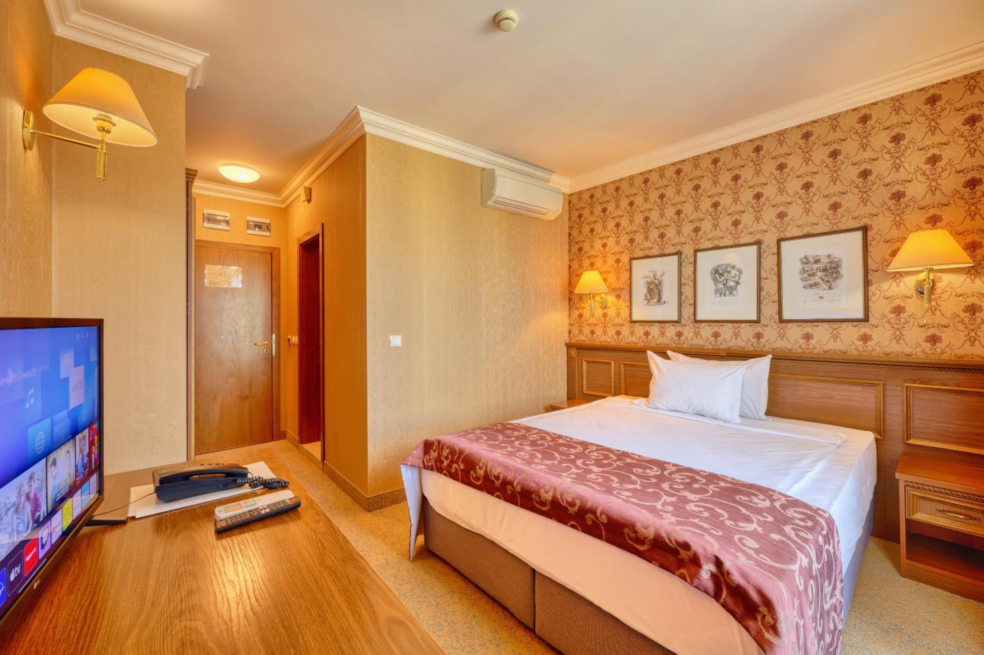 Hotel Club Central Hisarya Esterno foto