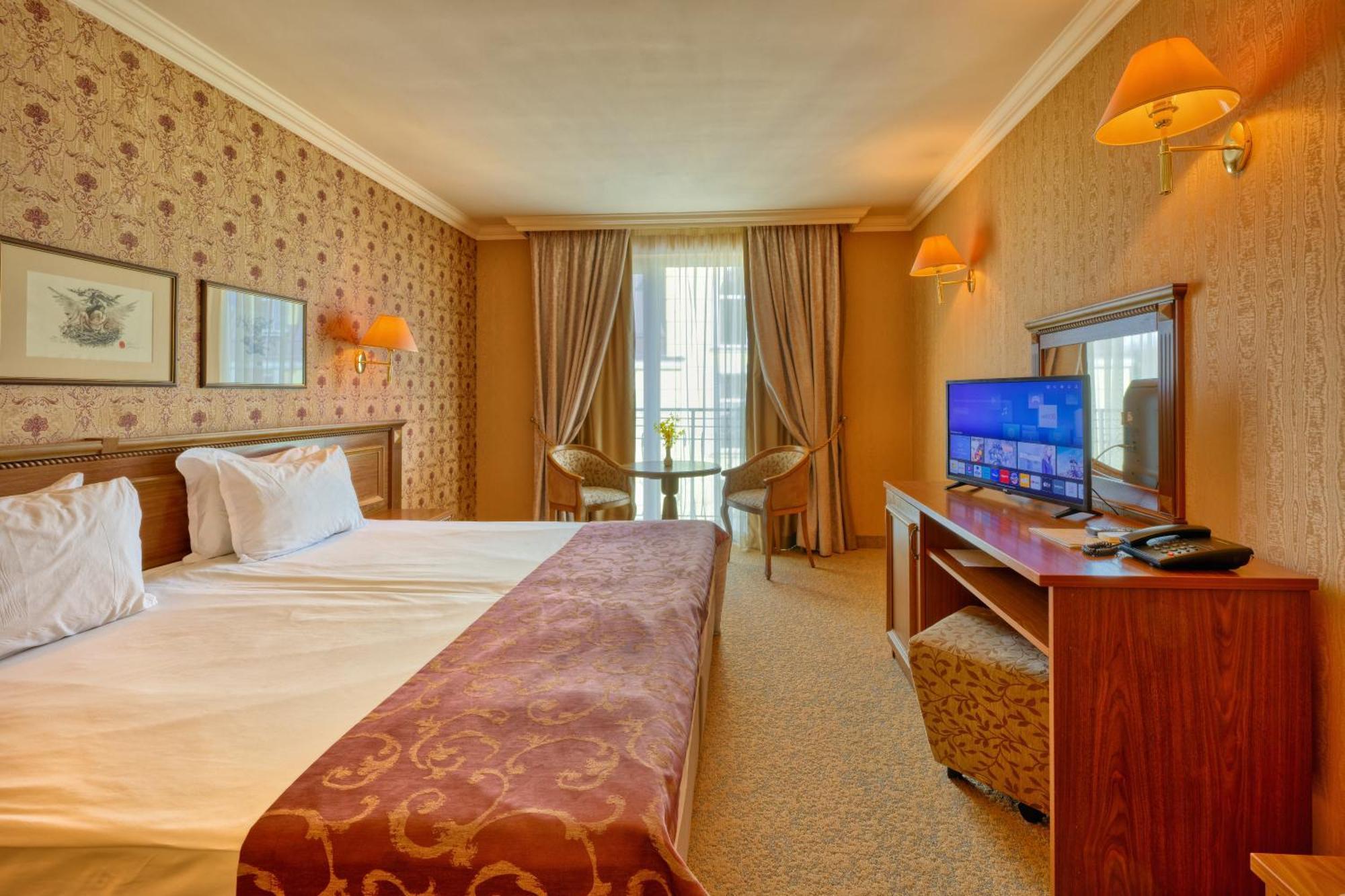 Hotel Club Central Hisarya Esterno foto