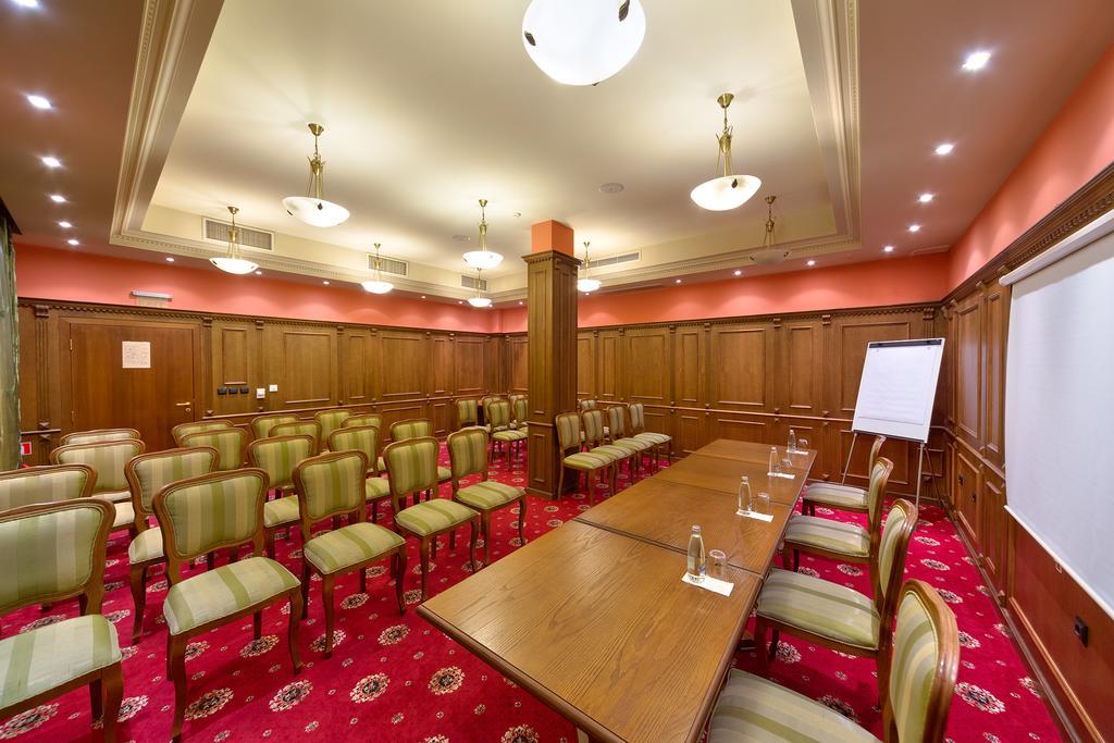 Hotel Club Central Hisarya Esterno foto