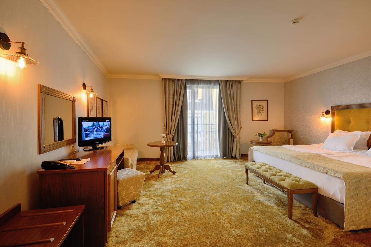 Hotel Club Central Hisarya Esterno foto