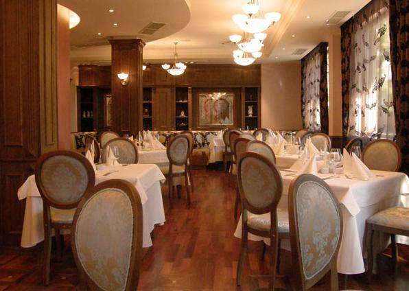 Hotel Club Central Hisarya Esterno foto